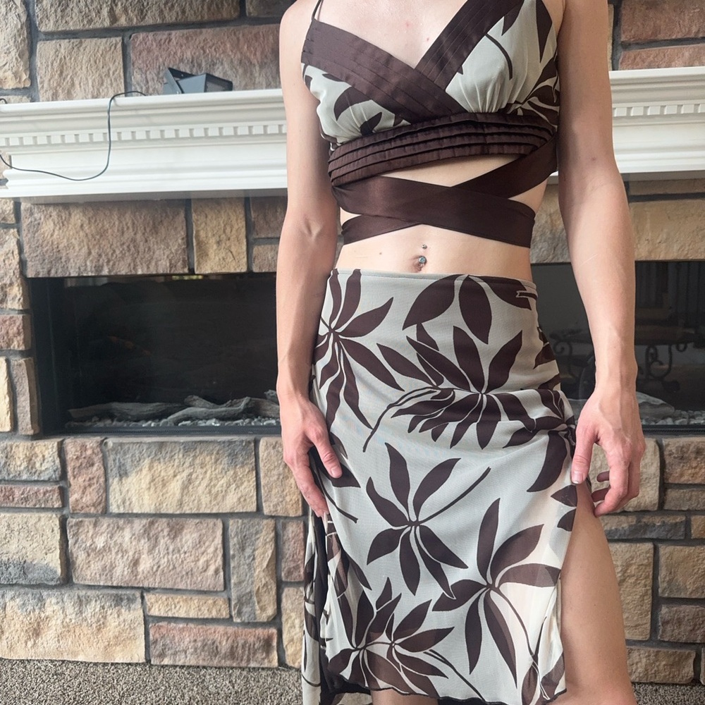 Jodi Kristopher Asymmetrical Brown Leaf Skirt